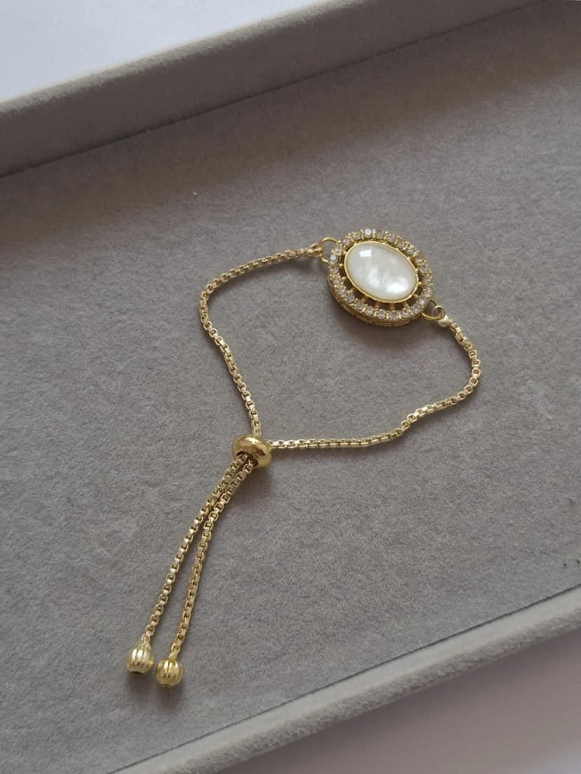 Pearl Glow Bracelet