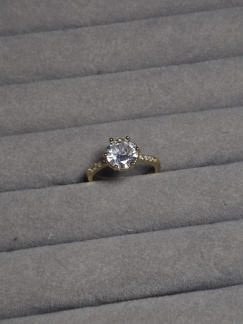 Classical Solitaire Ring ✨️💍